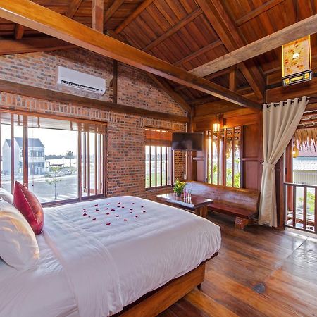 Wooden Lodge Homestay Hoian Хой Ан Екстериор снимка